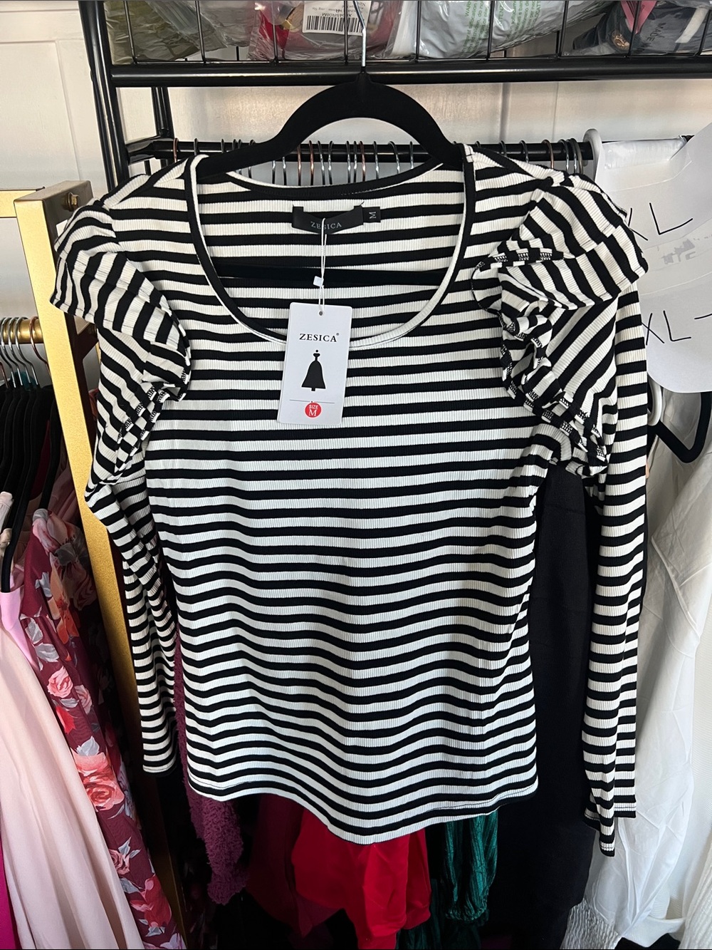 Zesica Black & White Striped Long-Sleeve Puff-Sleeve Top